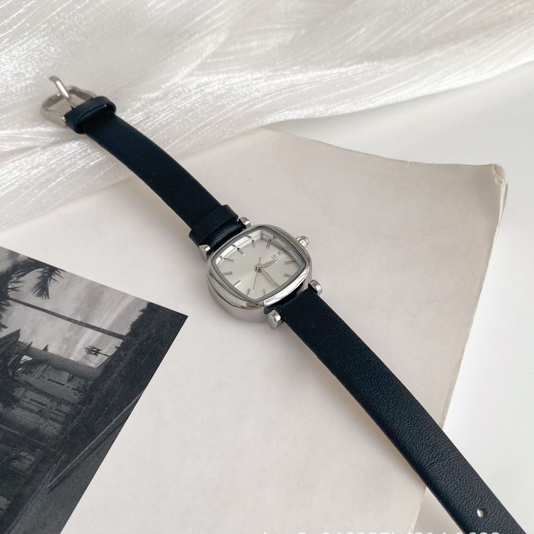 IEKE Watch – Beapartofyourtime